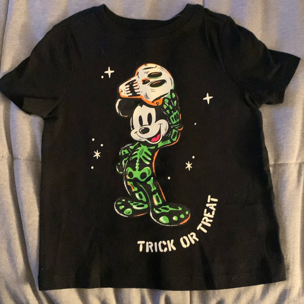 Mickey Halloween shirt